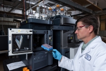 UPLC-MS analysis of samples UPLC-MS analysis of samples